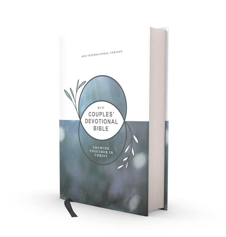 NIV, Couples' Devotional Bible (Build a Biblical Foundation for Your Marriage), Hardcover, Comfort Print: Growing Together in Christ cover image