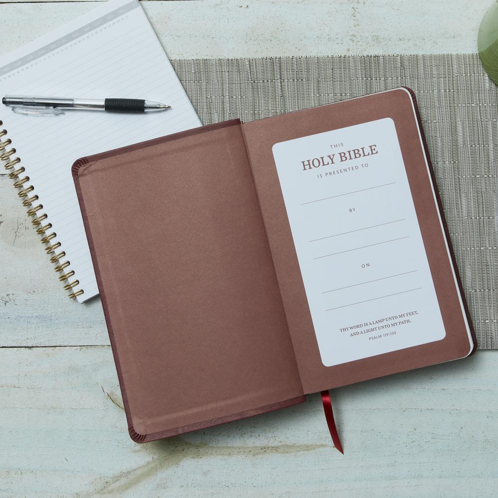 Thomas Nelson KJV: Deluxe Gift Bible, Auburn Leathersoft